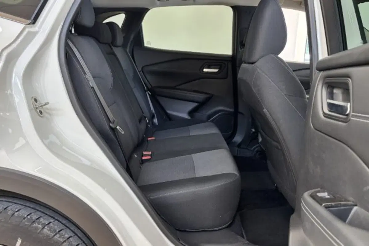 Nissan Qashqai usata a Latina (10)