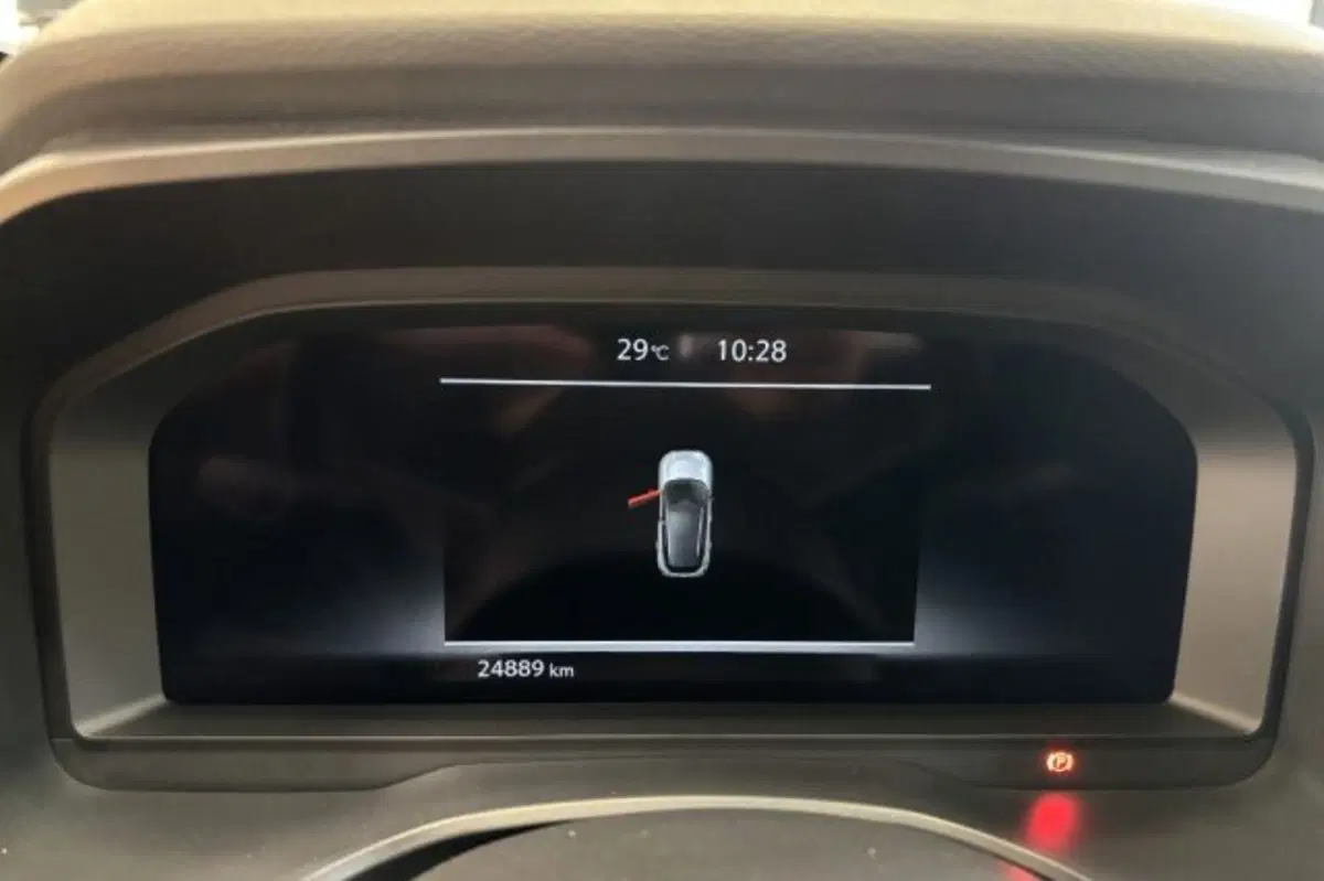 Nissan Qashqai usata a Latina (13)