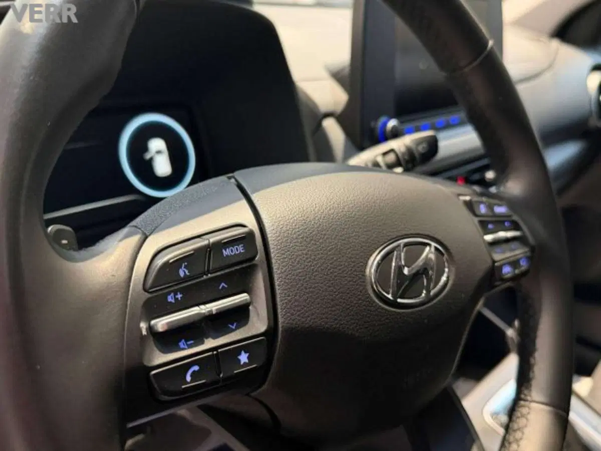 Hyundai Kona usata a Milano (12)