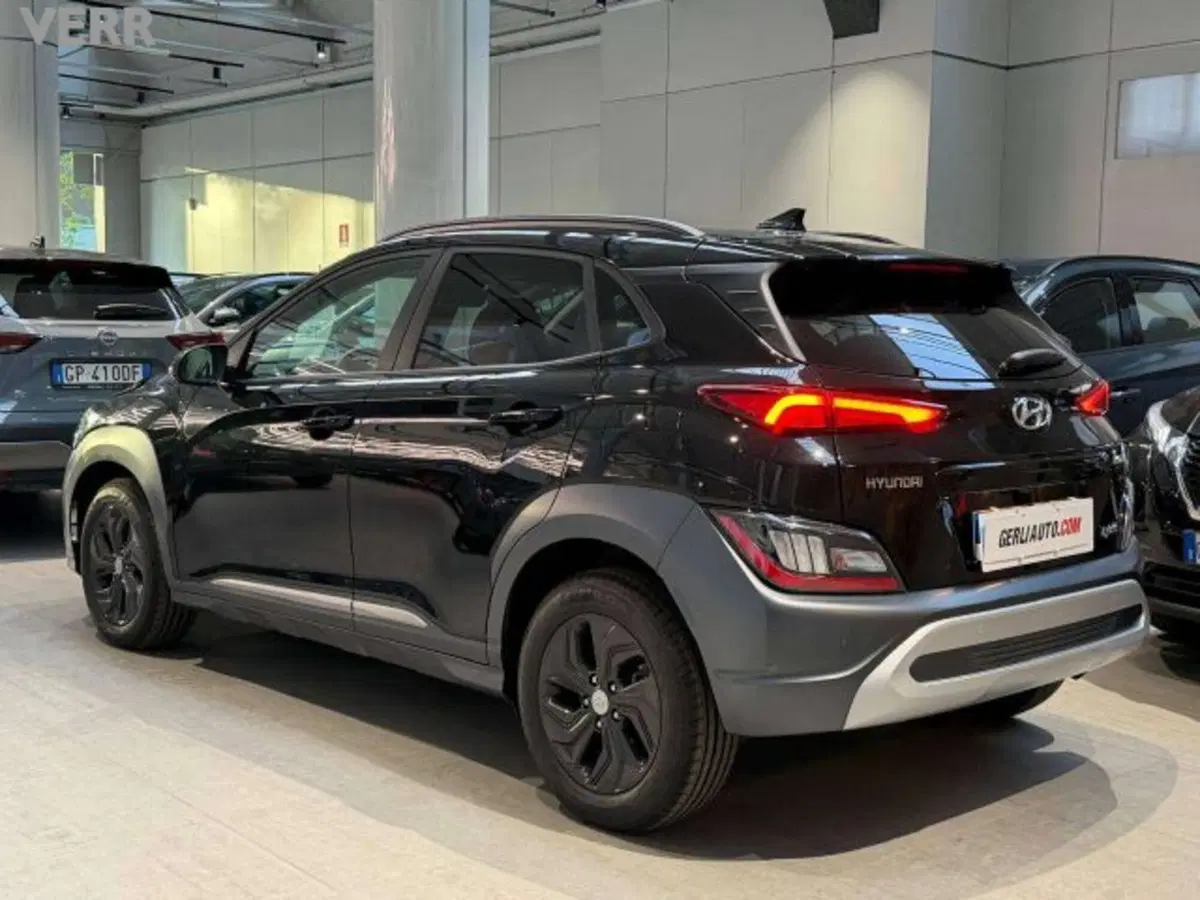 Hyundai Kona usata a Milano (4)