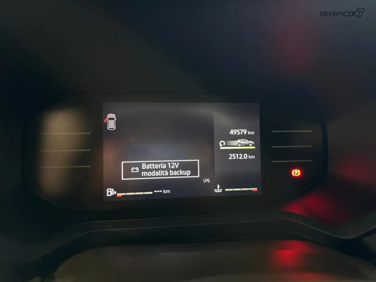 Dacia Duster usata a Verona (13)