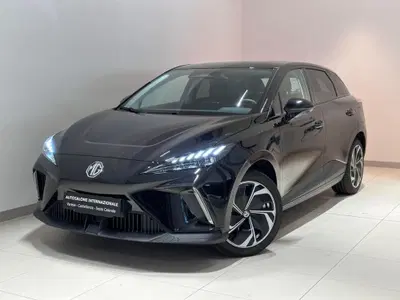 Mg MG4 Premium 64 del 2026 usata a Varese
