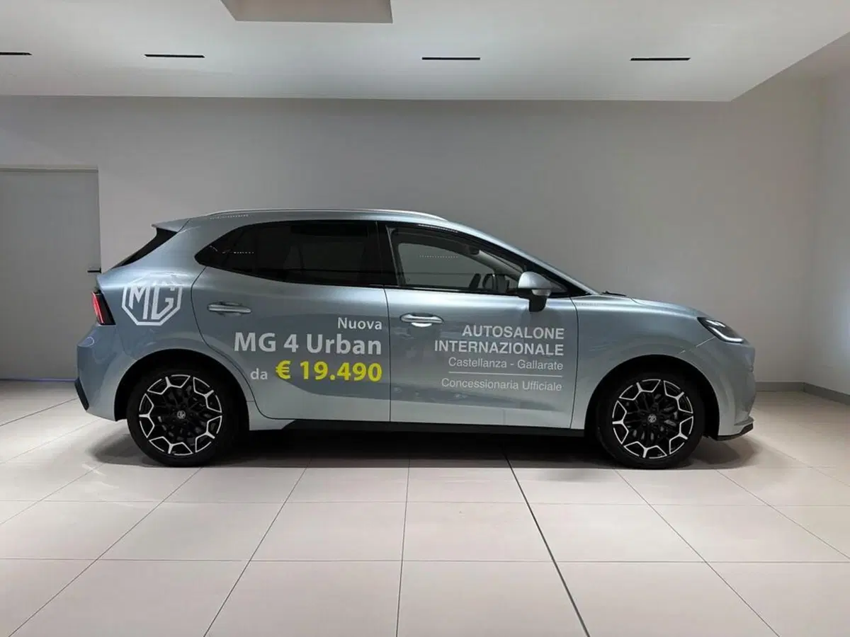 Mg MG4 Urban usata a Varese (5)