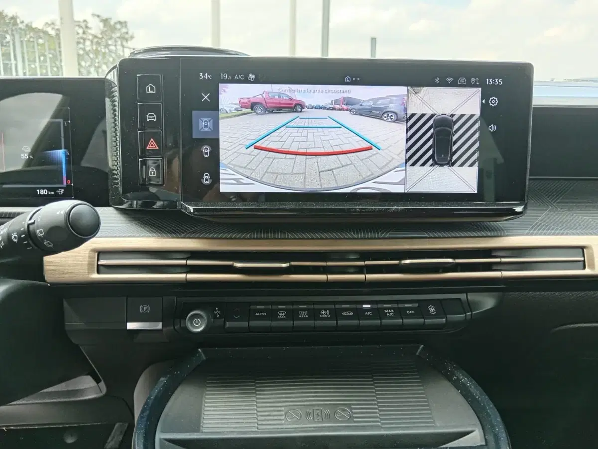 Lancia Ypsilon nuova a Alessandria (17)