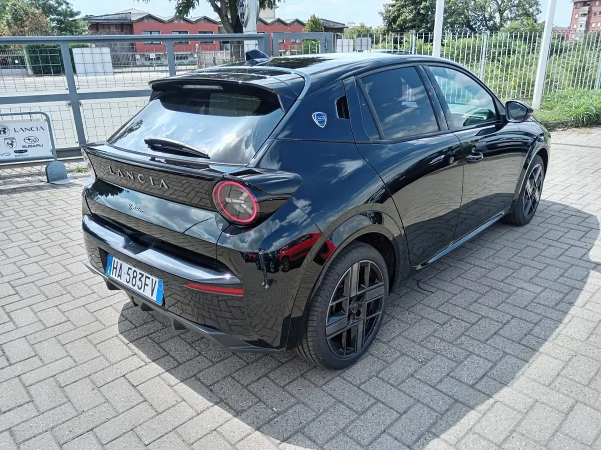 Lancia Ypsilon nuova a Alessandria (5)