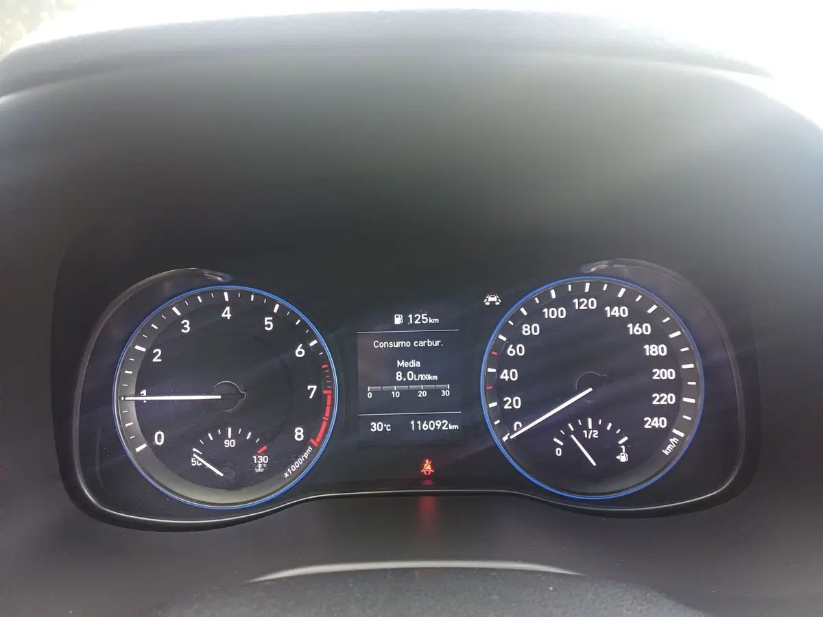 Hyundai Kona usata a Alessandria (12)