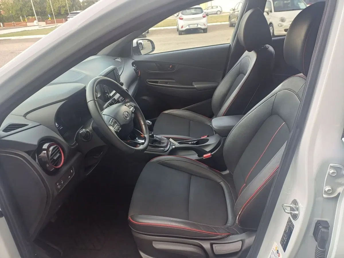 Hyundai Kona usata a Alessandria (8)