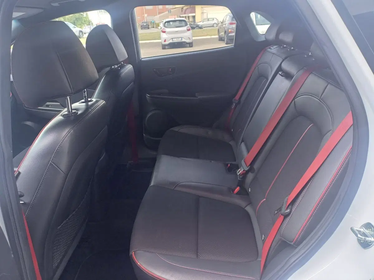 Hyundai Kona usata a Alessandria (9)