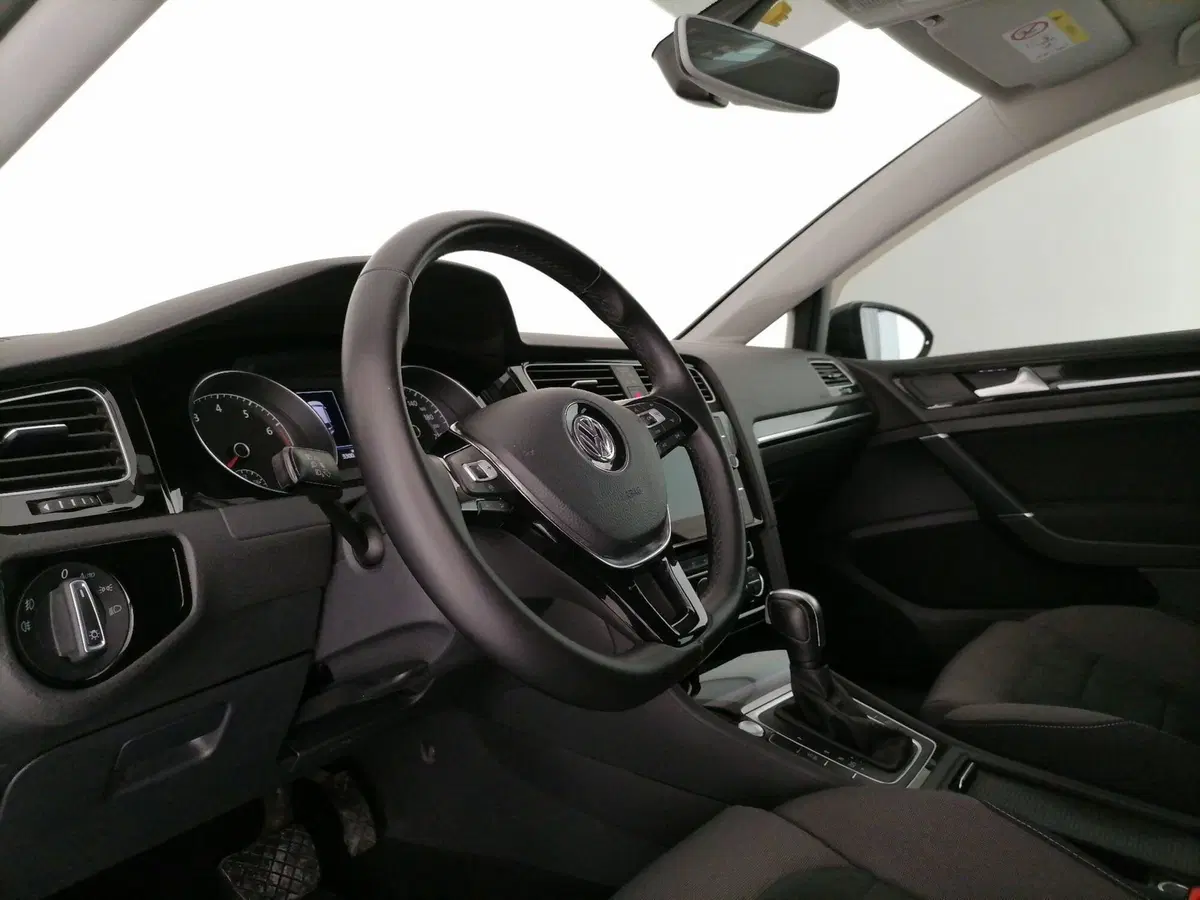 Volkswagen Golf usata a Roma (11)