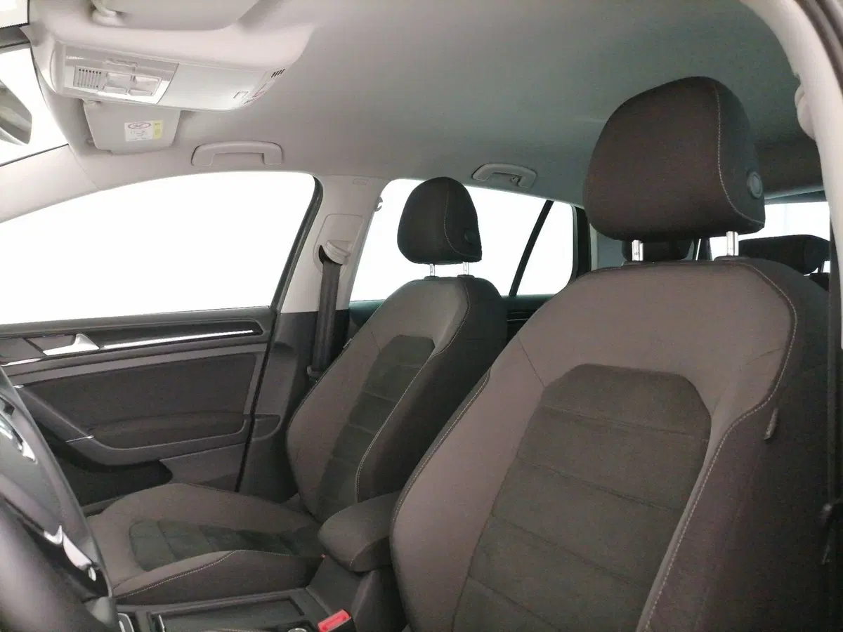 Volkswagen Golf usata a Roma (12)