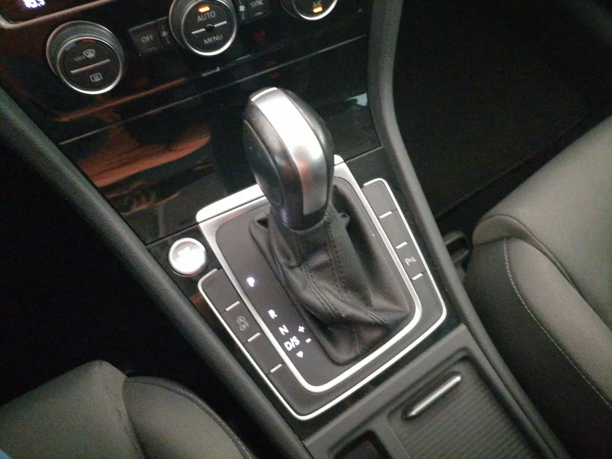 Volkswagen Golf usata a Roma (13)