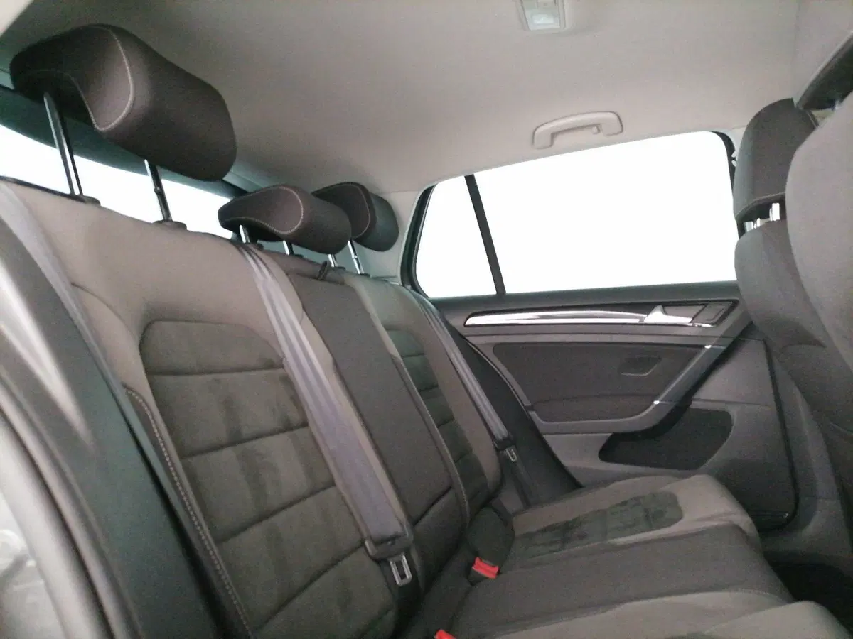 Volkswagen Golf usata a Roma (8)