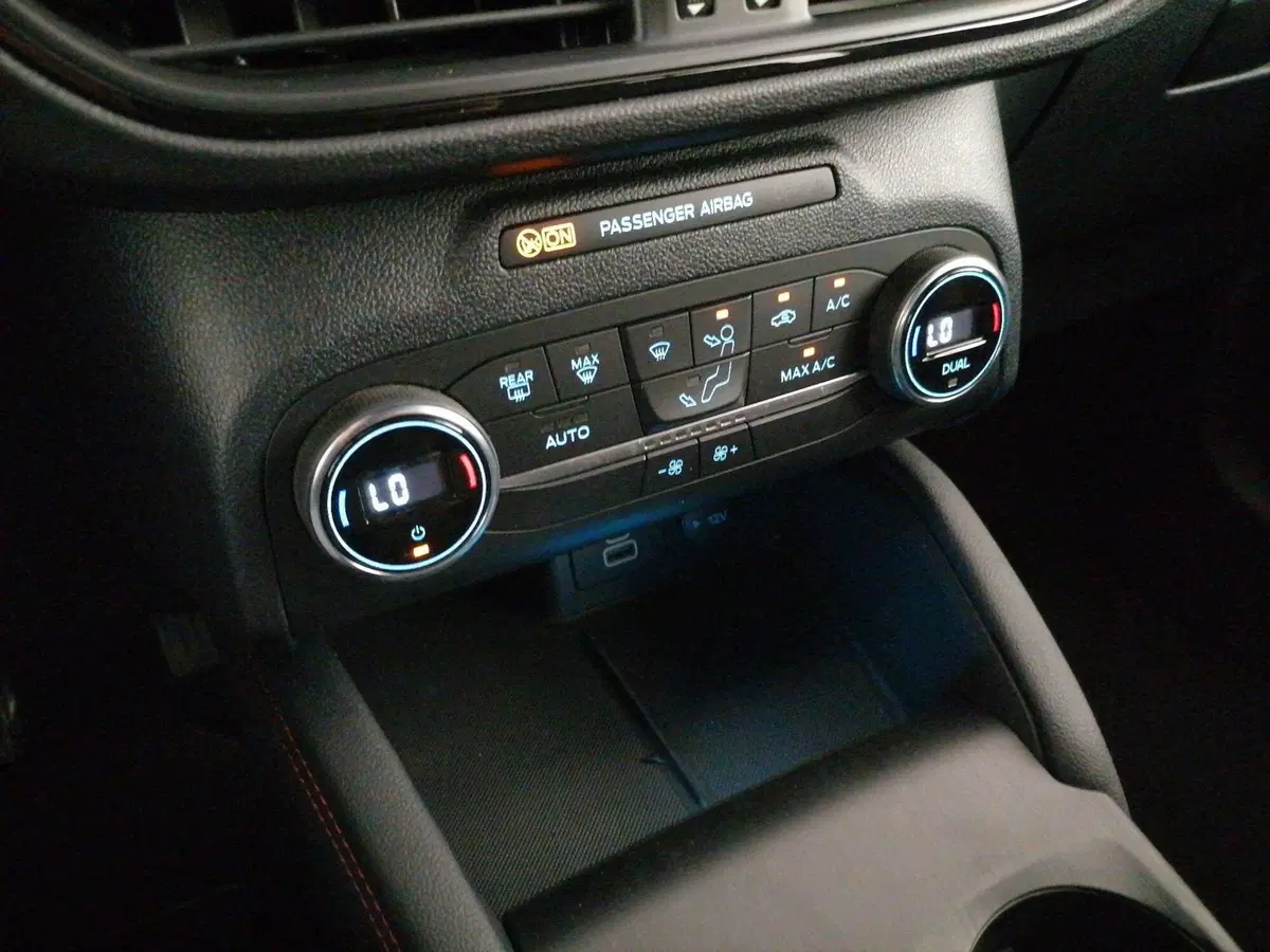 Ford Kuga usata a Roma (14)