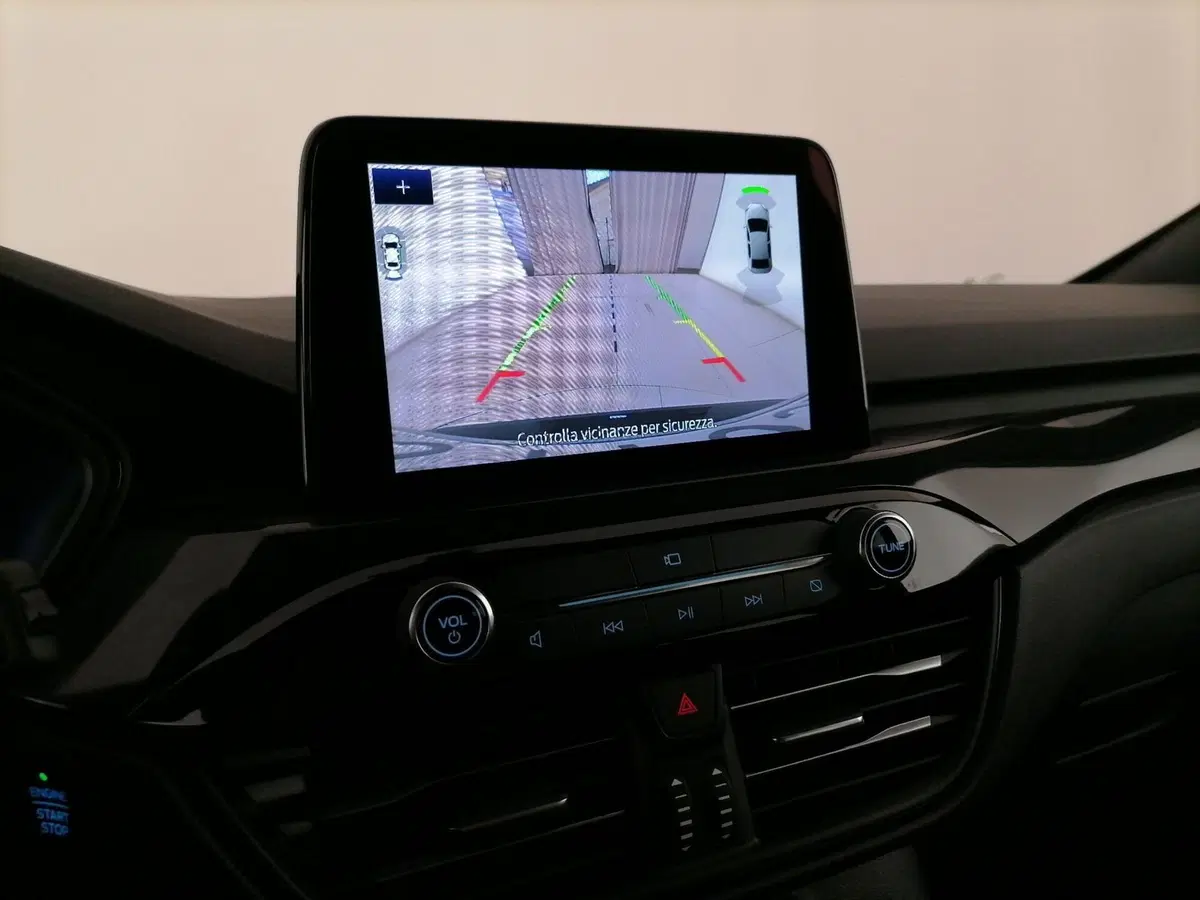 Ford Kuga usata a Roma (17)