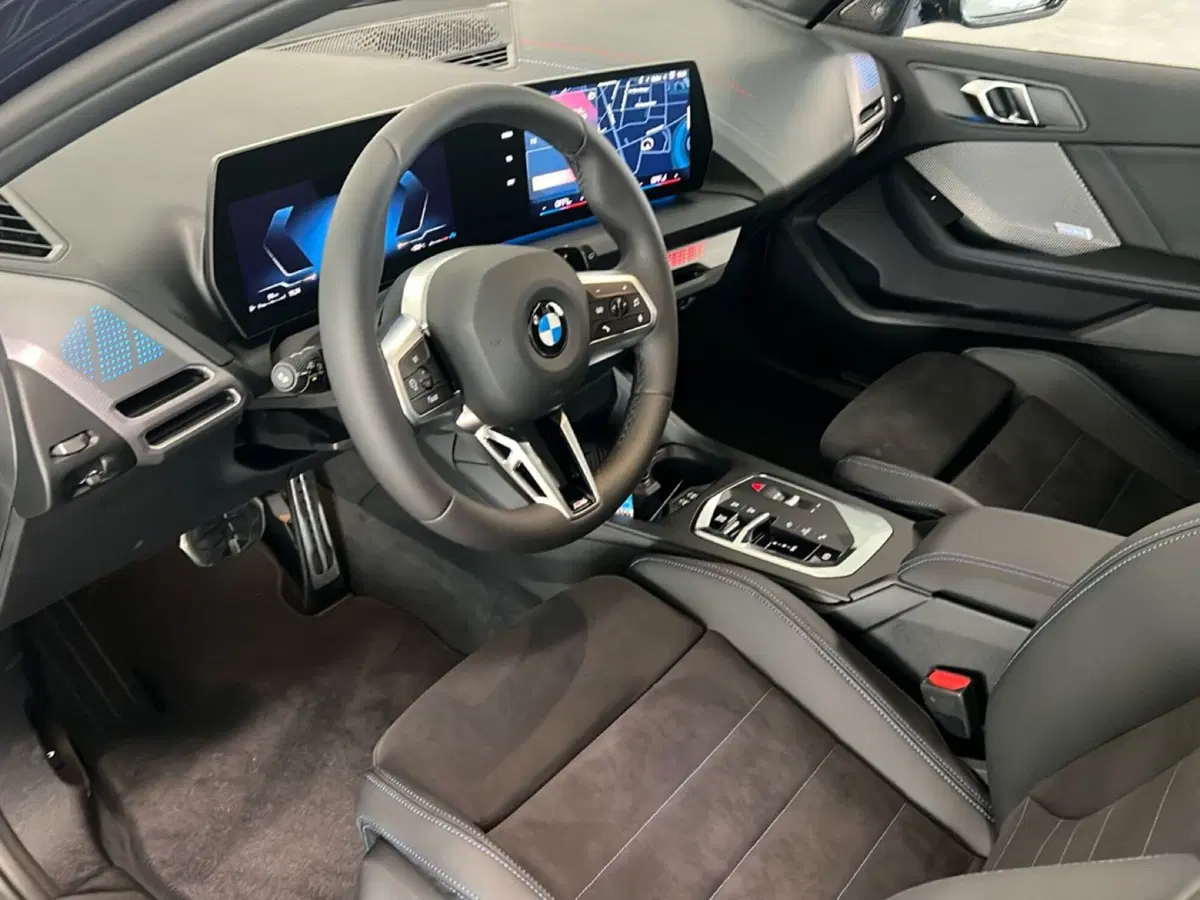 BMW Serie 1 nuova a Torino (17)