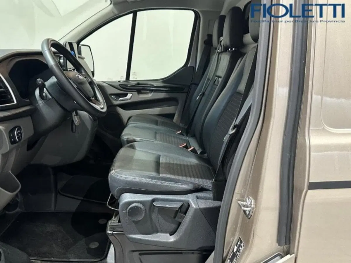 Ford Transit Custom Furgone usata a Brescia (10)