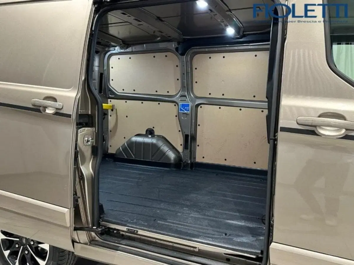 Ford Transit Custom Furgone usata a Brescia (14)