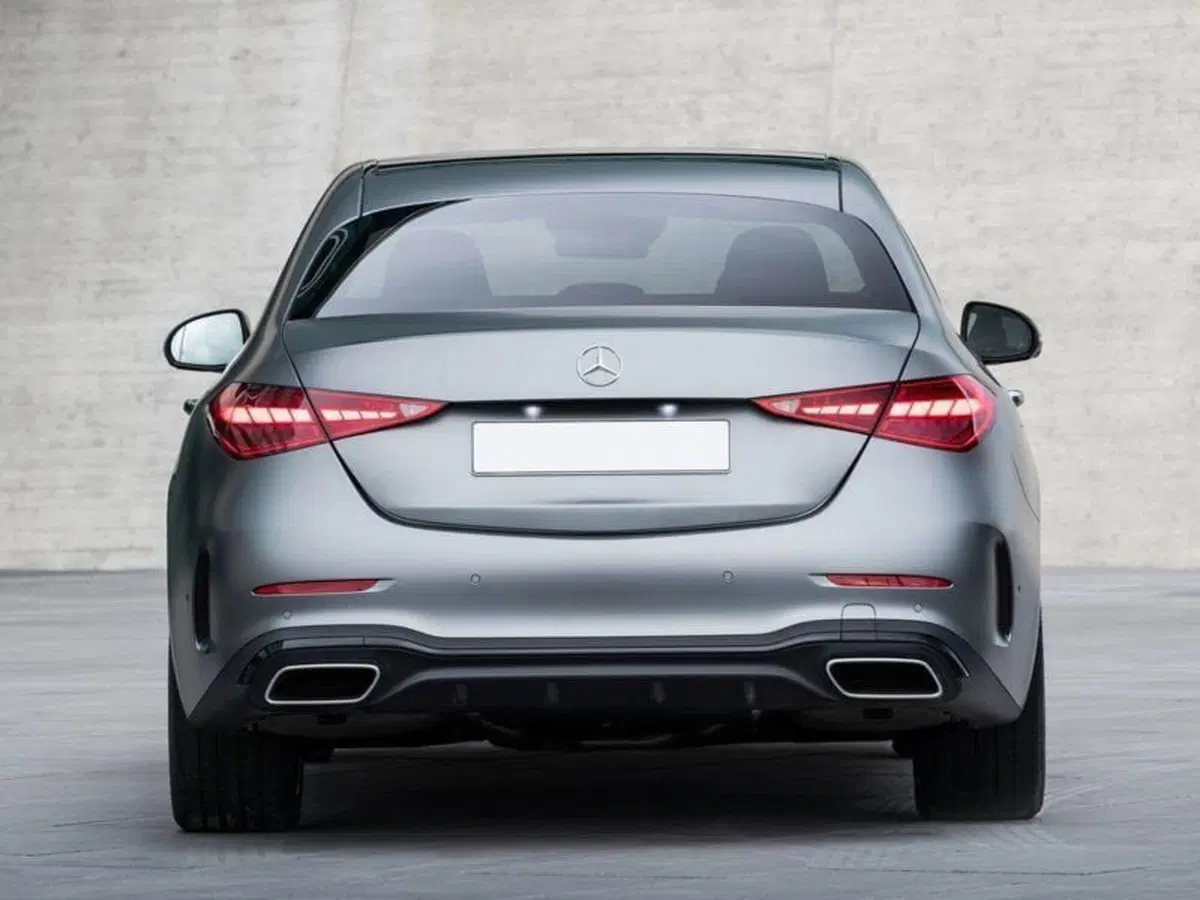 Mercedes-Benz Classe C nuova a Genova (11)