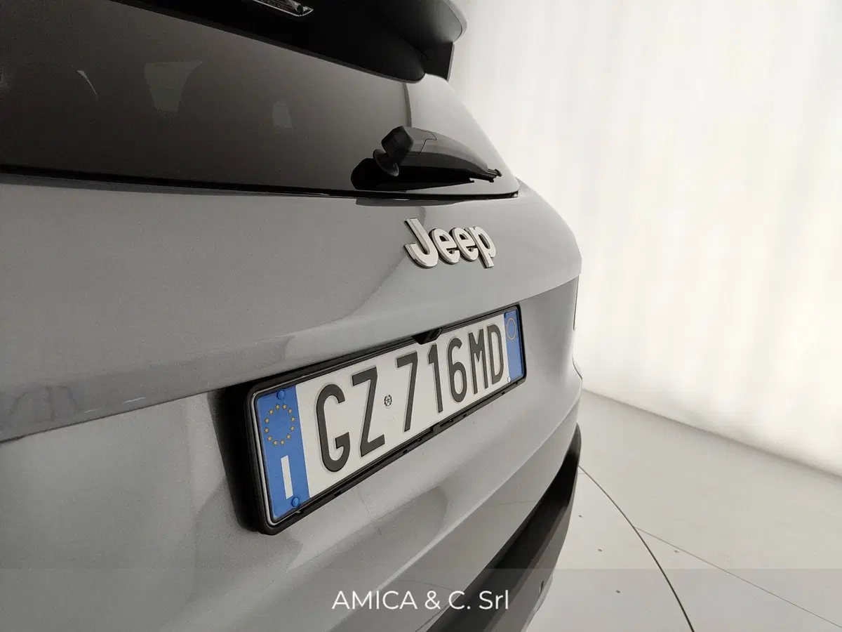 Jeep Avenger usata a Caserta (10)