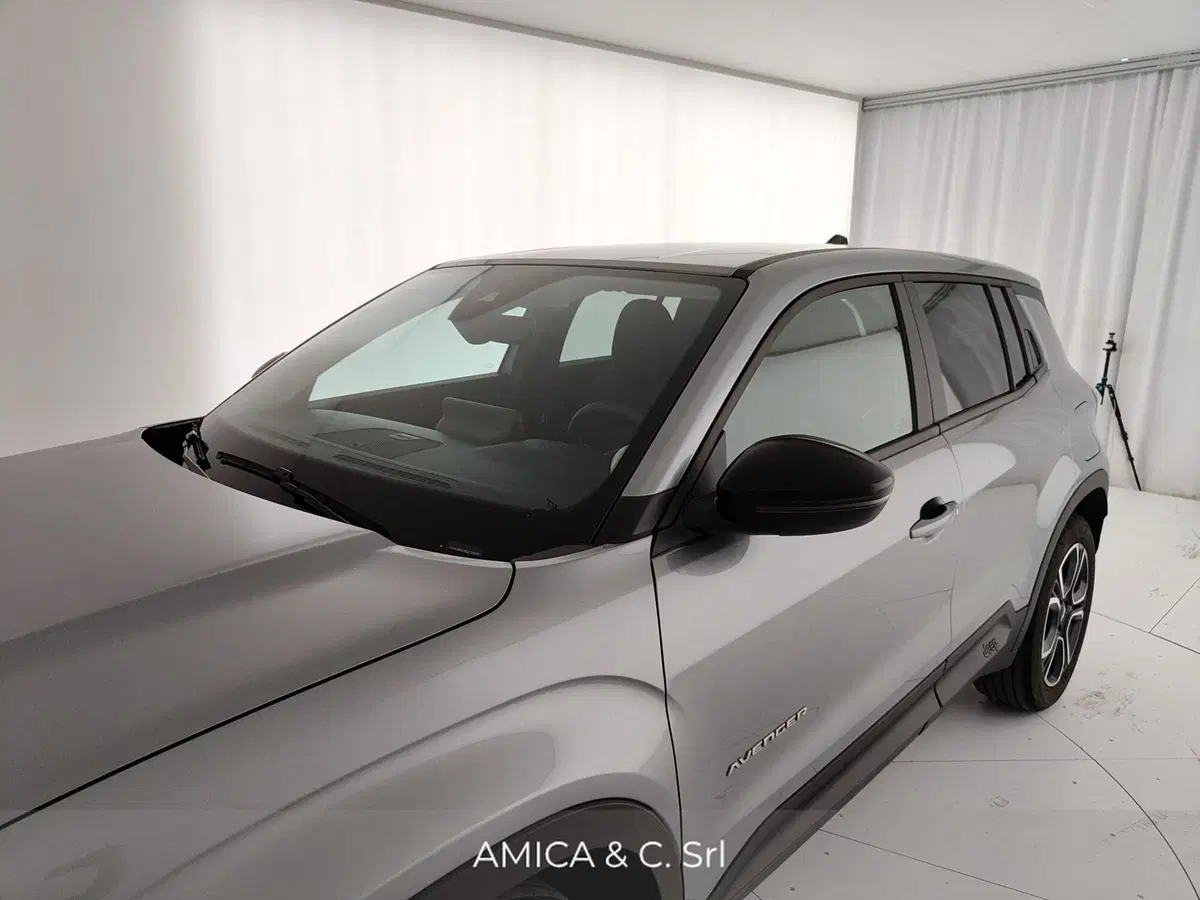 Jeep Avenger usata a Caserta (14)