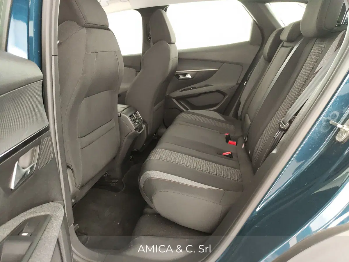 Peugeot 3008 usata a Caserta (15)