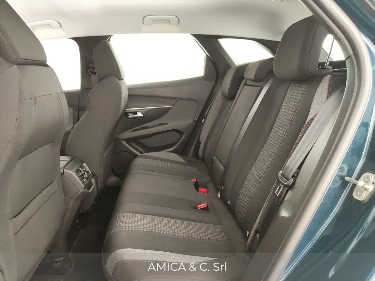 Peugeot 3008 usata a Caserta (16)