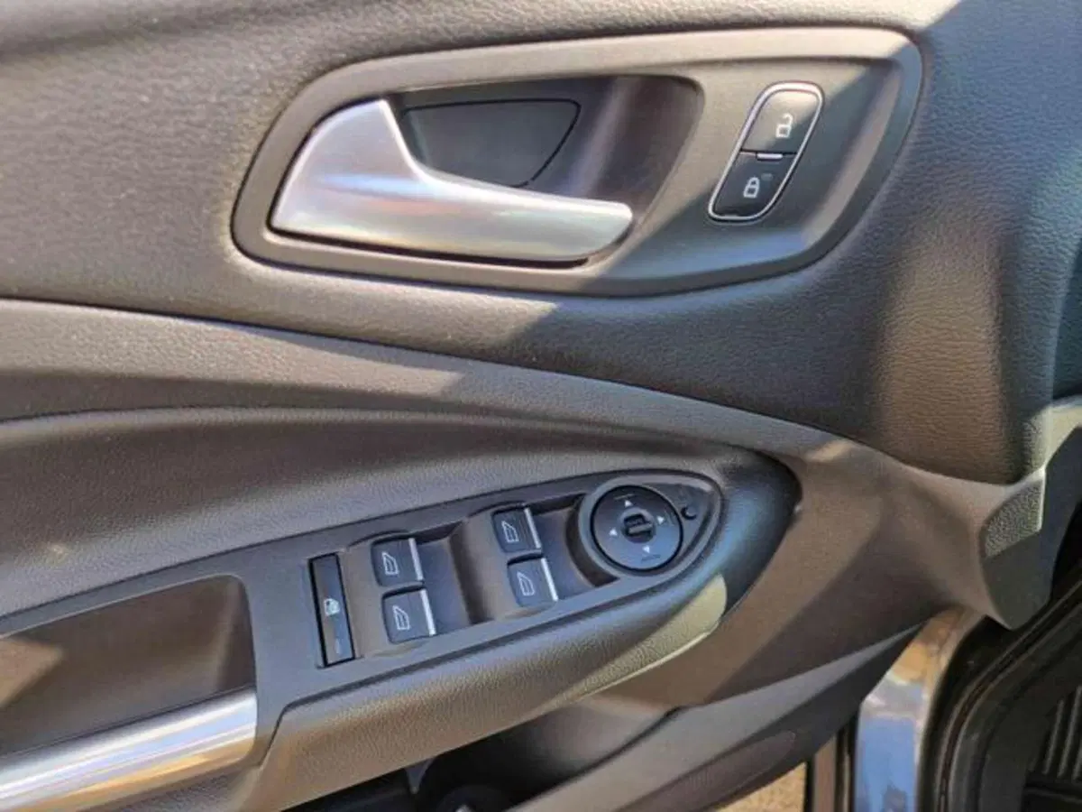 Ford Kuga usata a Bologna (16)