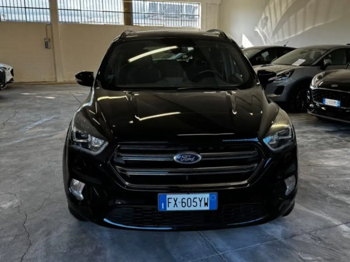 Ford Kuga usata a Bologna (2)
