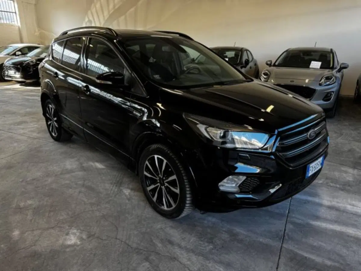 Ford Kuga usata a Bologna (3)