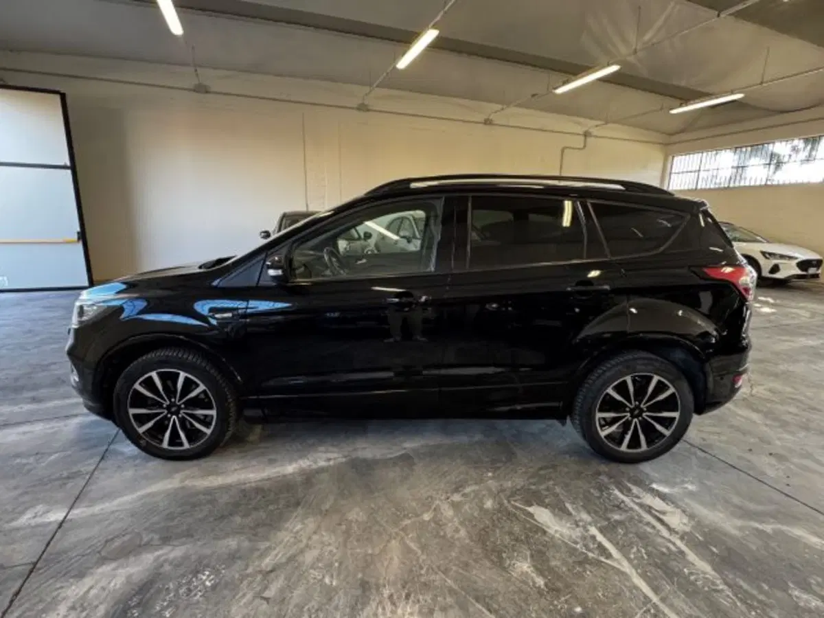 Ford Kuga usata a Bologna (8)