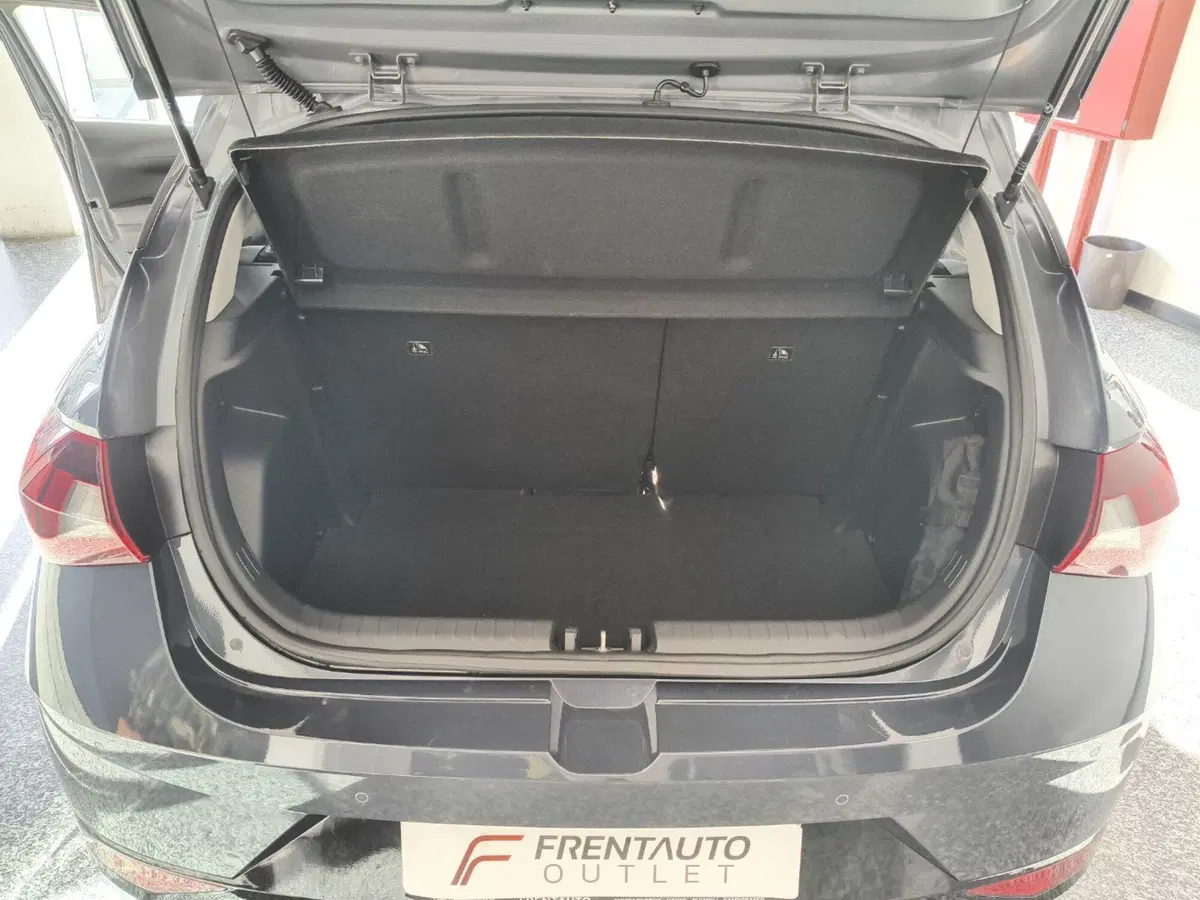 Hyundai i20 usata a Macerata (17)