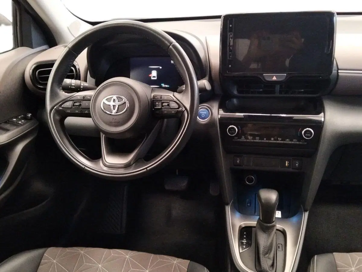 Toyota Yaris Cross usata a Roma (8)