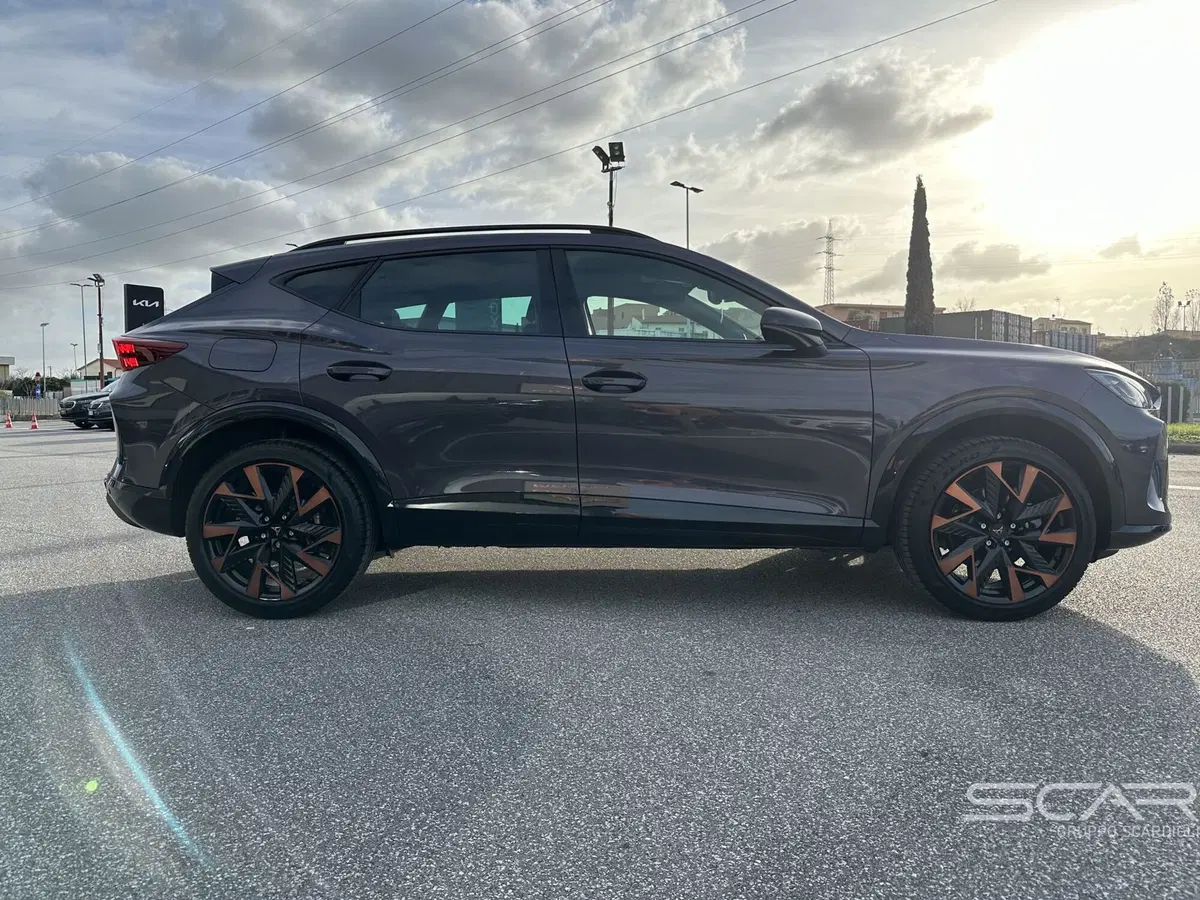 Cupra Formentor nuova a Livorno (4)
