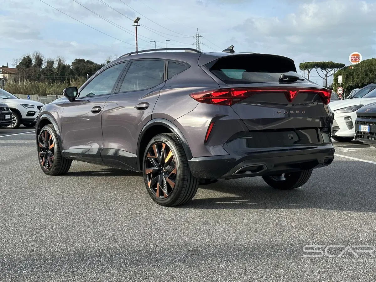 Cupra Formentor nuova a Livorno (7)