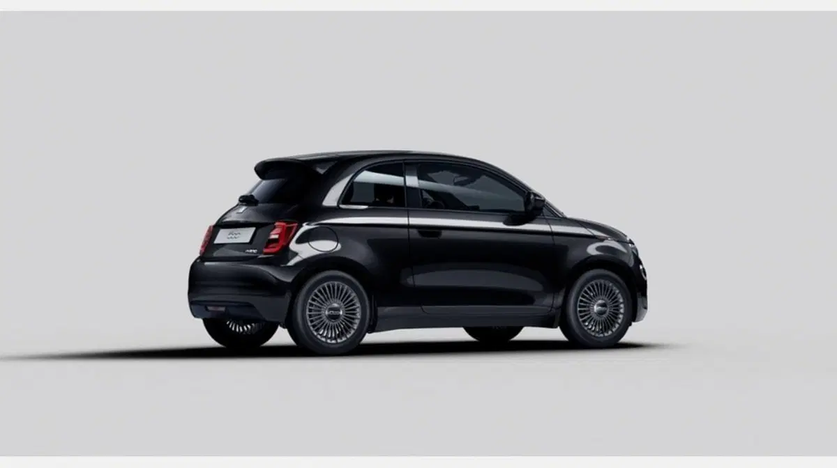 Fiat 500 nuova a Firenze (2)