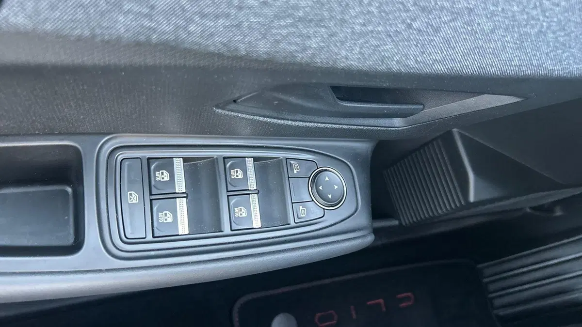 Renault Clio usata a Parma (15)