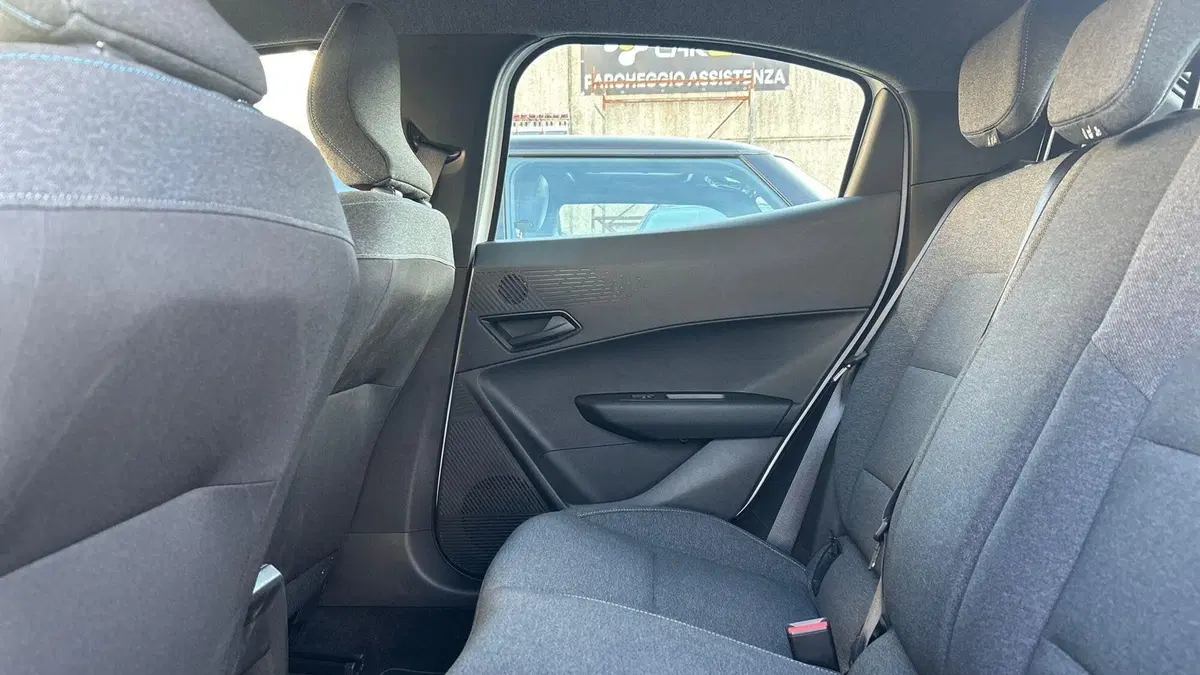Renault Clio usata a Parma (18)