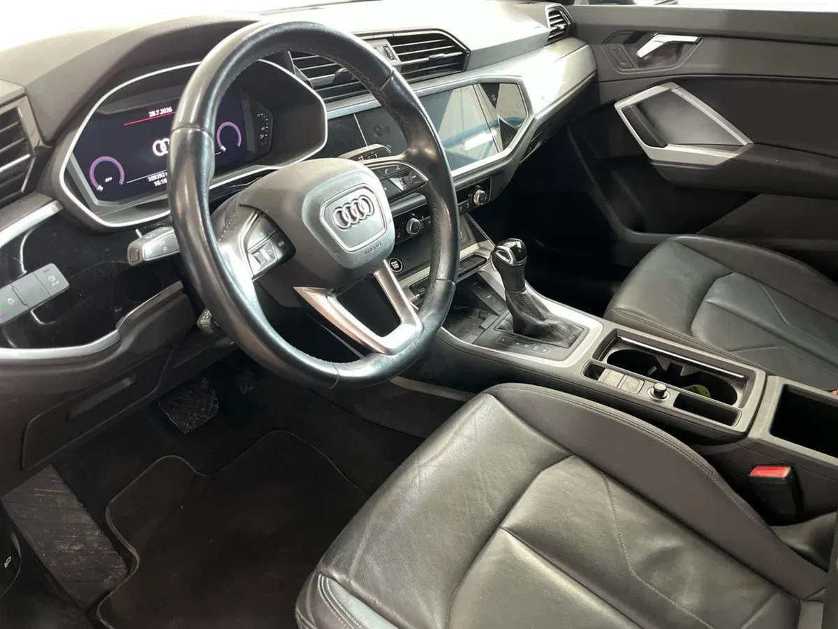 Audi Q3 usata a Taranto (10)