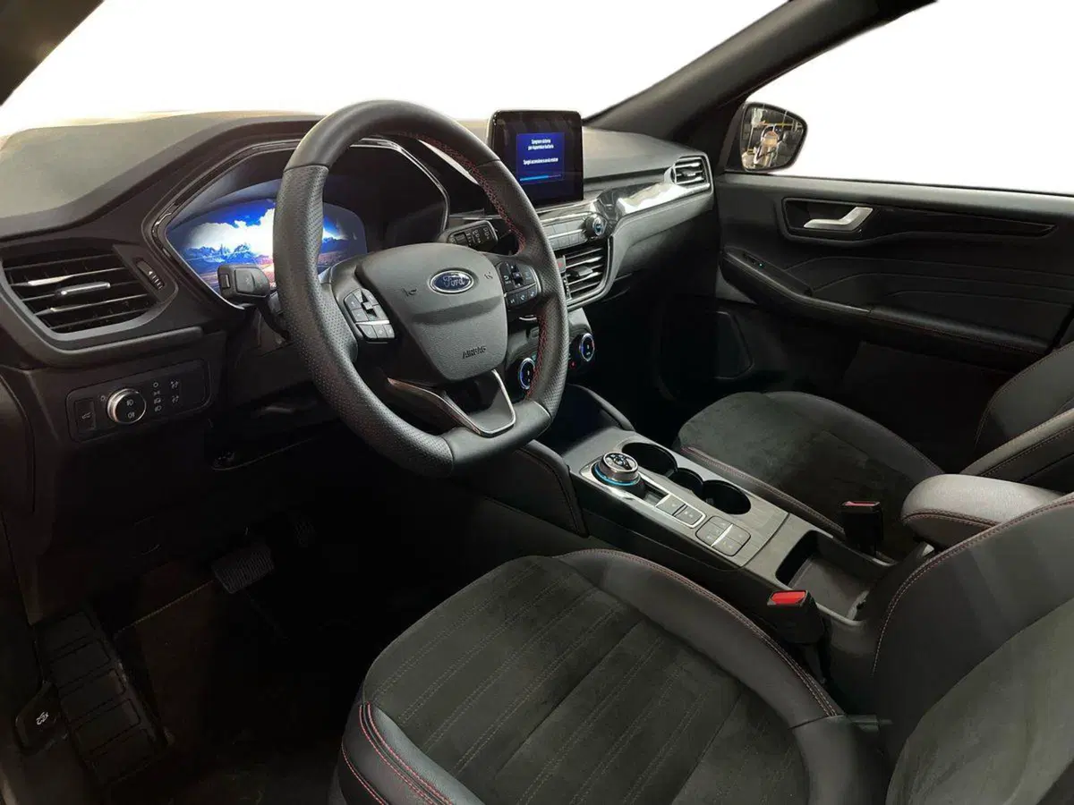 Ford Kuga usata a Bari (10)