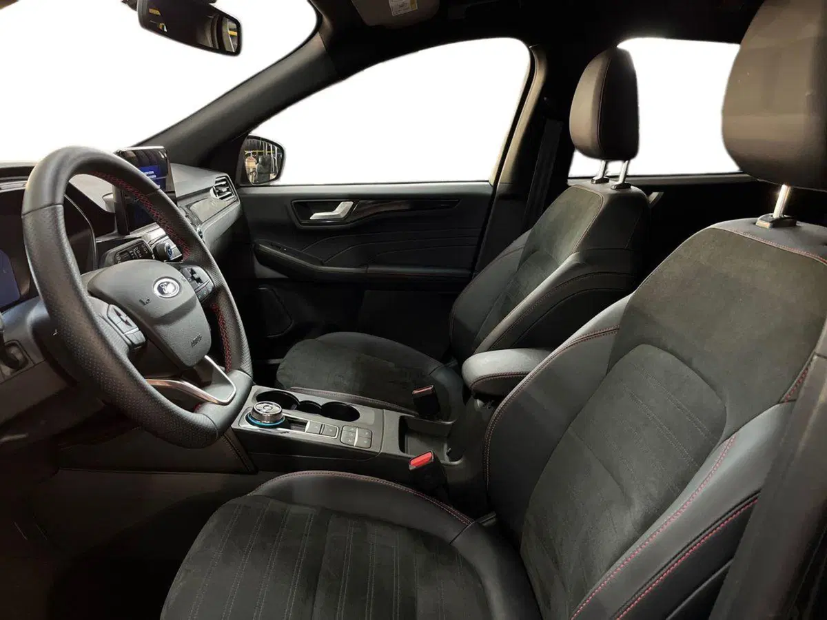 Ford Kuga usata a Bari (7)