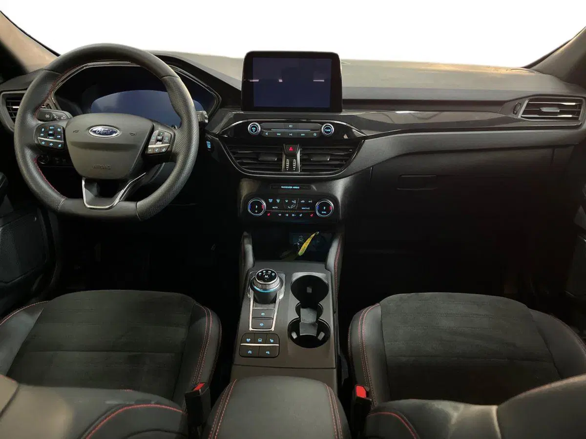 Ford Kuga usata a Bari (8)