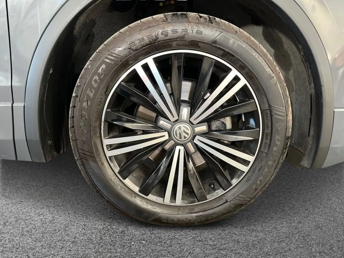Volkswagen Tiguan usata a Bari (6)