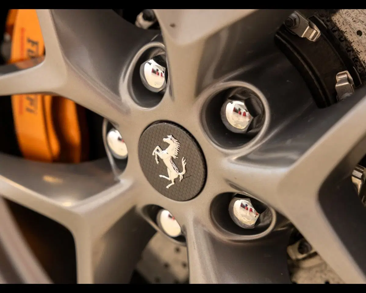 Ferrari Roma Spider usata a Padova (15)