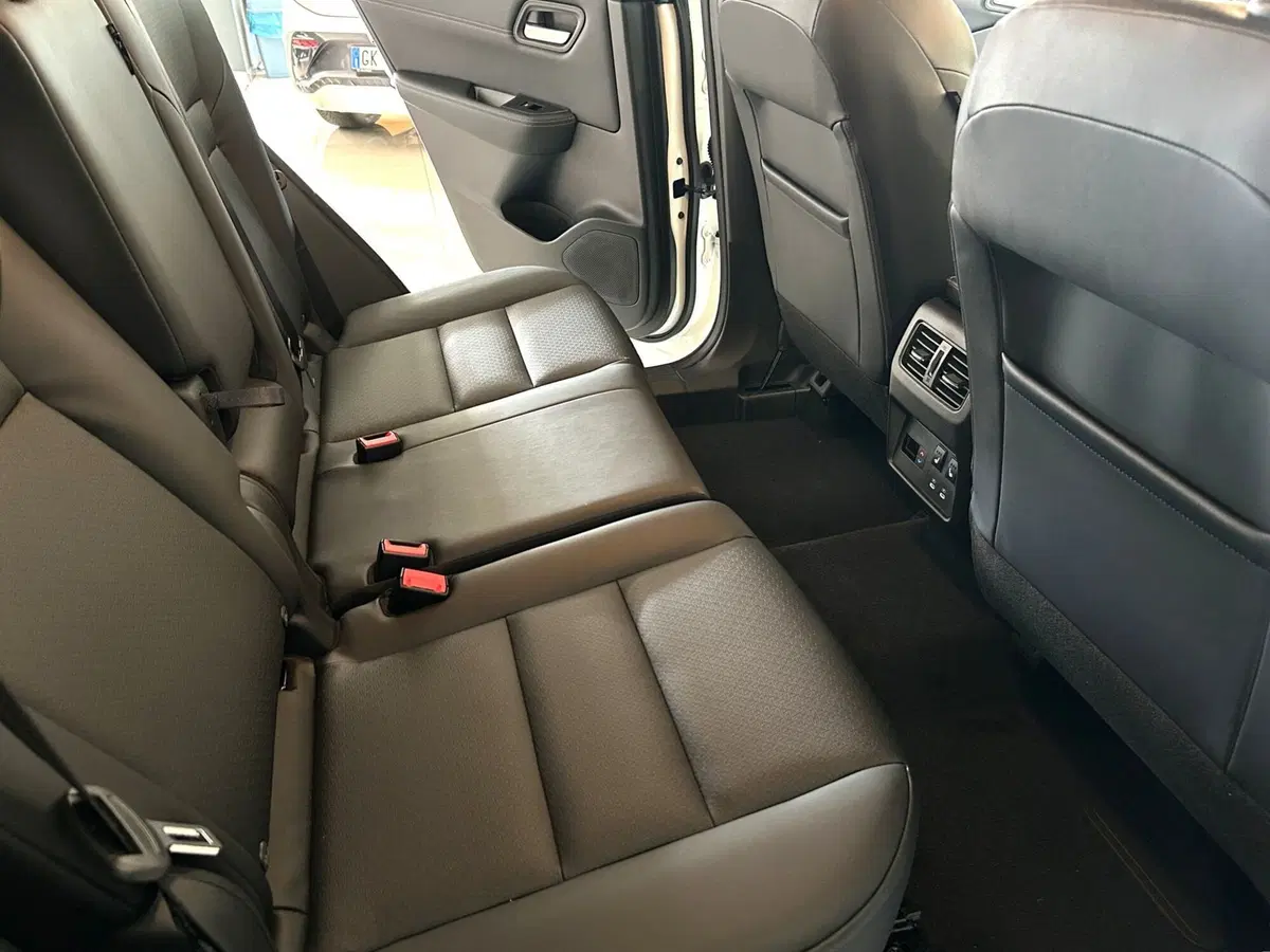 Nissan X-Trail nuova a Ferrara (13)