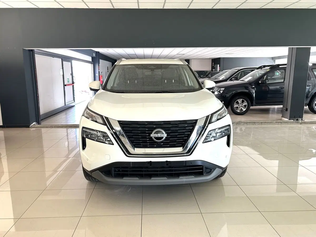 Nissan X-Trail nuova a Ferrara (2)