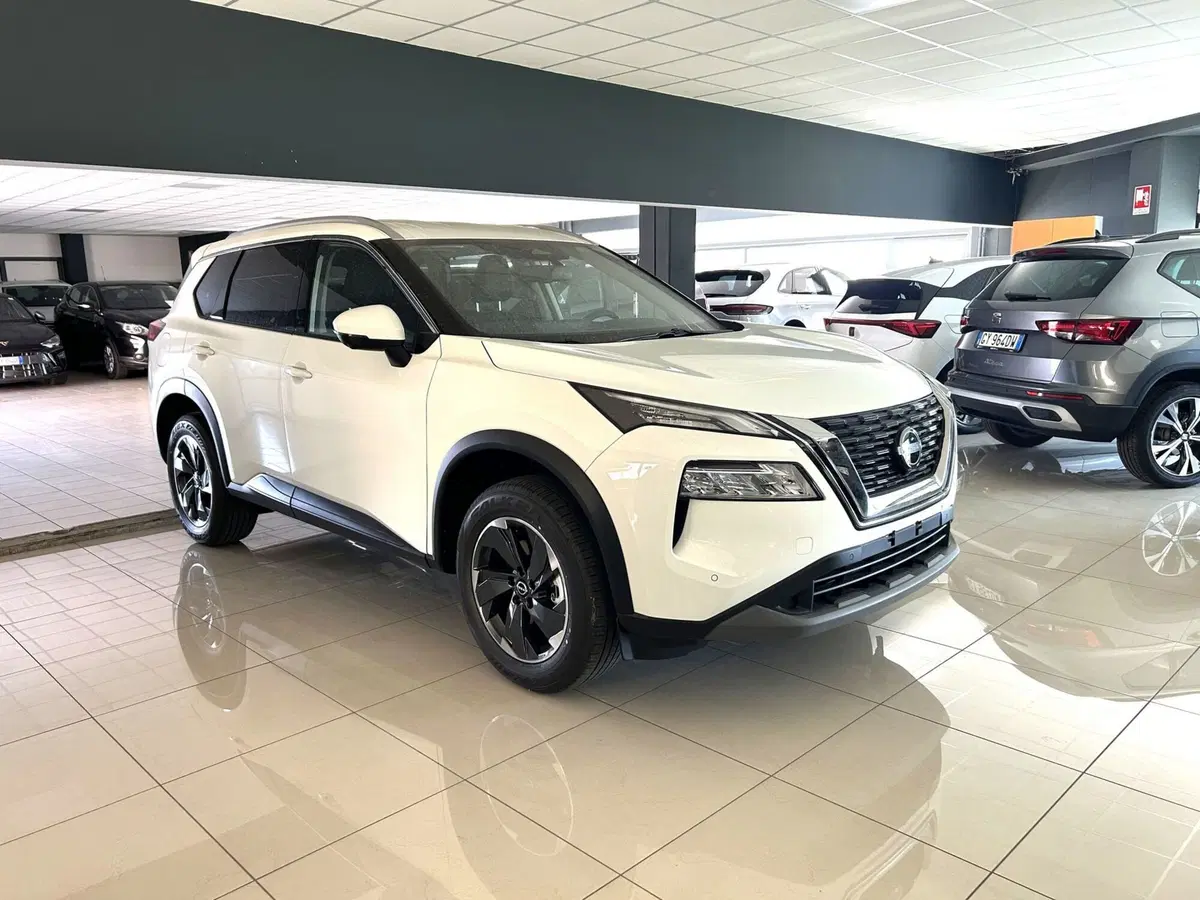 Nissan X-Trail nuova a Ferrara (3)