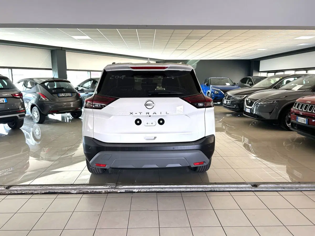 Nissan X-Trail nuova a Ferrara (5)
