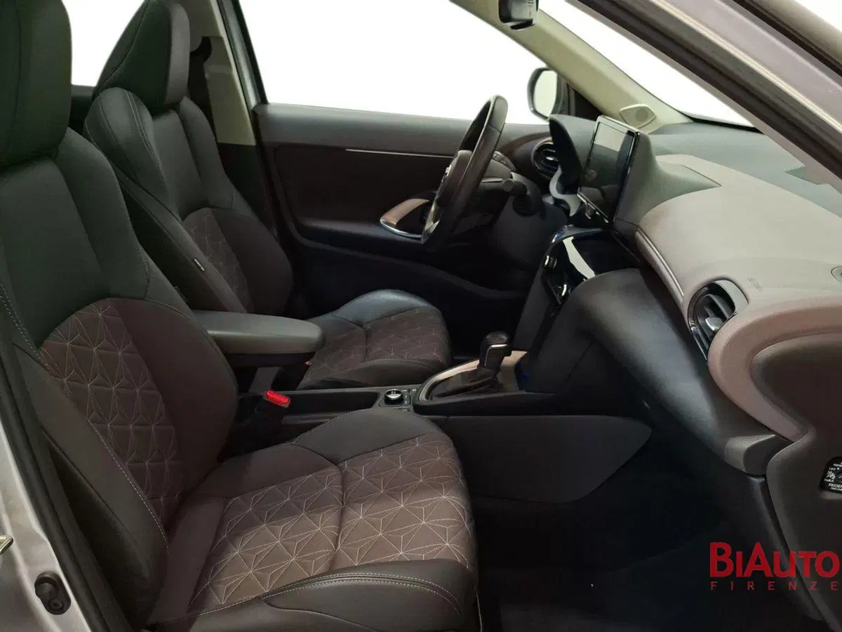 Toyota Yaris Cross usata a Firenze (18)