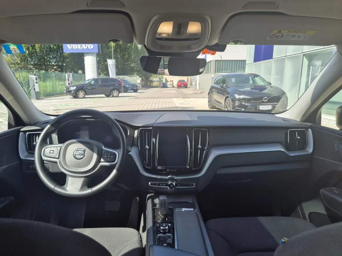 Volvo XC60 usata a Como (16)
