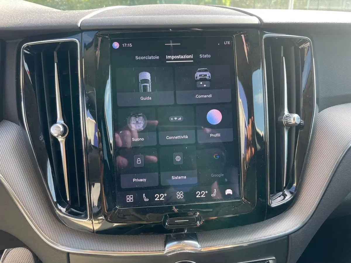 Volvo XC60 usata a Como (11)